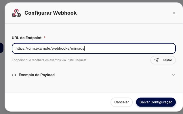 Formulário real de Webhook com URL fictícia crm.example para demonstração