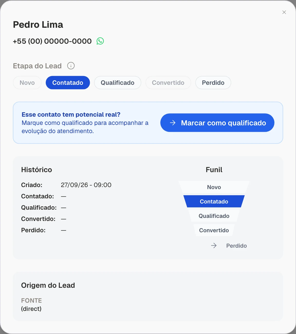 Detalhes de um contato fictício interessado em Direito de família